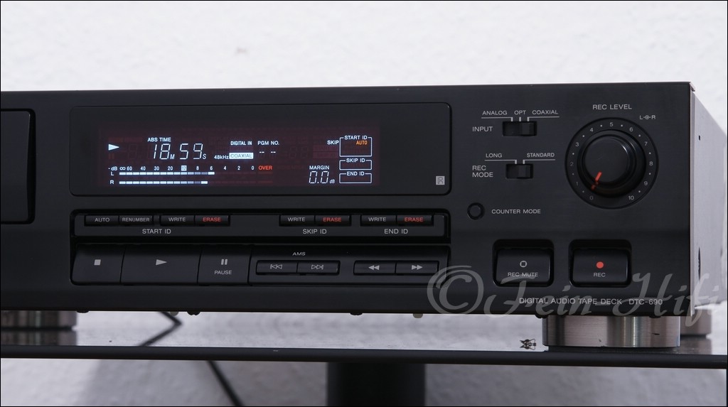 Sony DTC690 HiFi DATRecorder Digital Audio Tape gebraucht