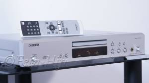 Onkyo DX-7355 CD-Player mit MP3 silber Onkyo DX-7355 CD-Player mit MP3 silber