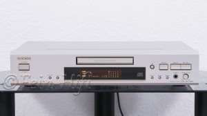 Onkyo DX-7333 HiFi CD-Player hell-champagner Onkyo DX-7333 HiFi CD-Player hell-champagner