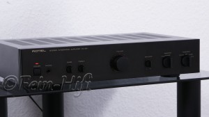 Rotel RA-921 Stereo Verstärker - Amplifier Rotel RA-921 Stereo Verstärker - Amplifier