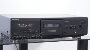 Sony TC-KE400S HiFi Tapedeck Sony TC-KE400S HiFi Tapedeck