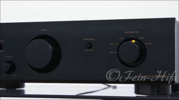 Zeigt die Detailansicht-Rechts von Denon PMA-500AE S