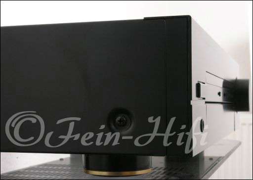 Zeigt die Seitenansicht-Rechts von Denon PRA-1200 H