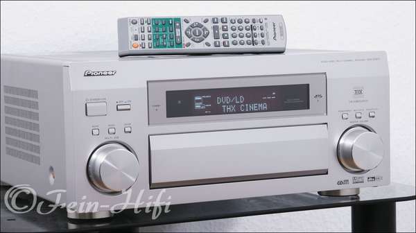 Zeigt die Seitenansicht-Links von Pioneer VSX-D1011 THX C