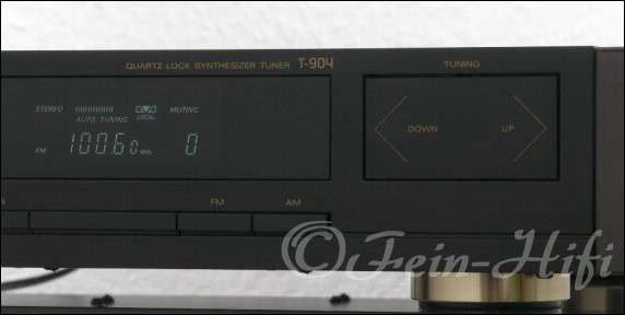 Grundig Fine Arts T-904 Highend Tuner mit Holzwangen
