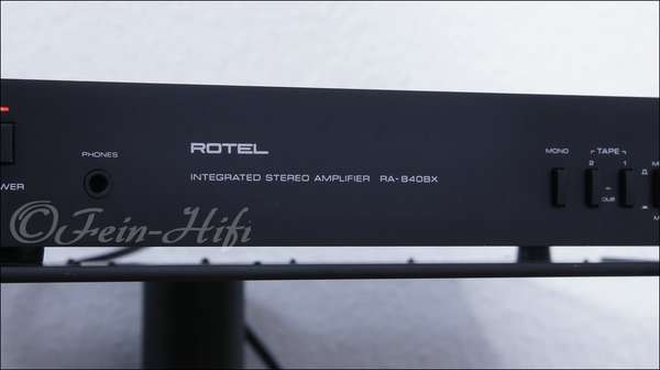 Zeigt die Detailansicht-Links von Rotel RA-840 BX S
