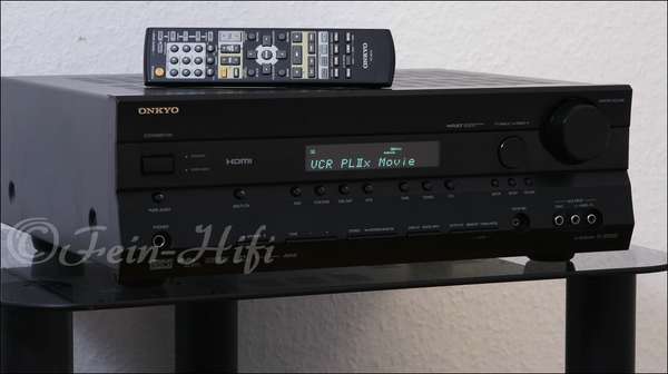 Zeigt die Seitenansicht-Links von Onkyo TX-SR505E D
