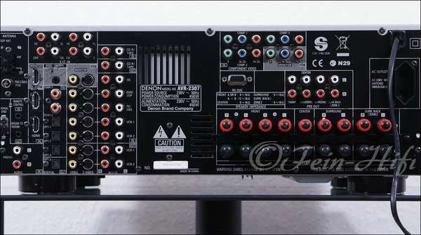 Zeigt die Extraansicht von Denon AVR-2307 D