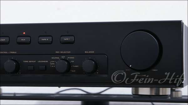 Zeigt die Detailansicht-Rechts von Marantz PM-47 S