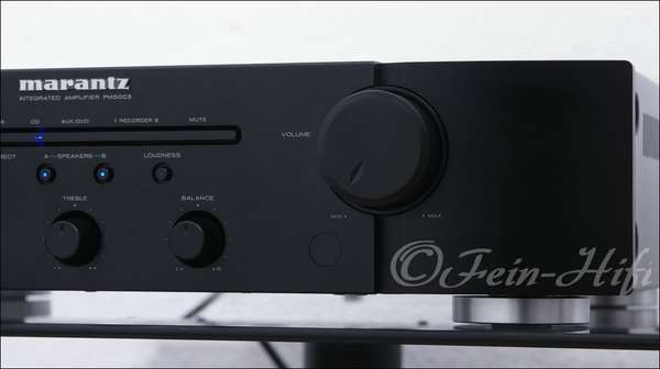 Zeigt die Detailansicht-Rechts von Marantz PM-5003 S