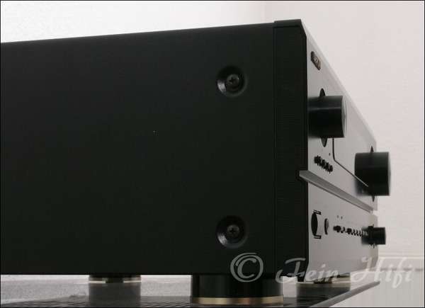 Zeigt die Detailansicht-Links von Denon AVR-2801 D