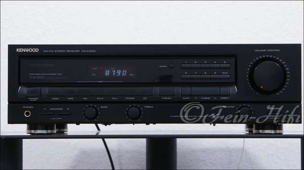 Zeigt die Frontansicht von Kenwood KR-A 4020 R