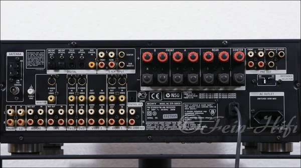Zeigt die Extraansicht von Sony STR-DB 930 QS H