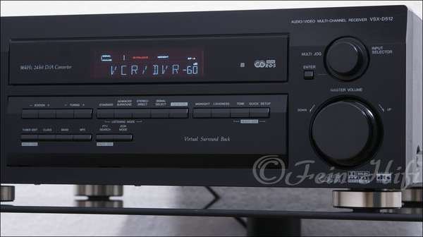 Zeigt die Detailansicht-Rechts von Pioneer VSX-D512 D