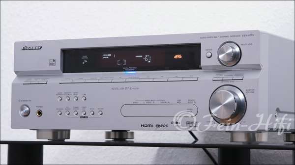 Zeigt die Rückseite von Pioneer VSX-917 D