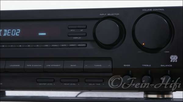 Kenwood KR-V5570 Stereo / Surround AV Receiver..