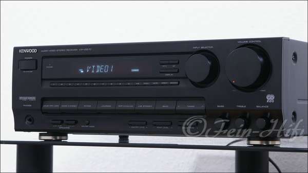 Kenwood KR-V5570 Stereo / Surround AV Receiver..