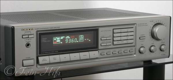 Onkyo TX-7900 Stereo Receiver in silber