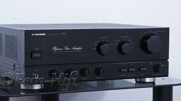 Zeigt die Seitenansicht-Links von Pioneer A-656
