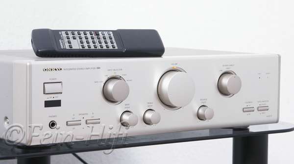 Onkyo A-9210 Stereo Verstärker silber