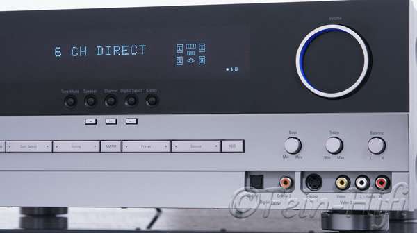 Zeigt die Detailansicht-Rechts von Harman Kardon AVR 130 Dolby Digital DTS AV Receiver silber