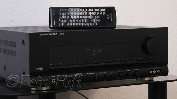 Zeigt die Seitenansicht-Links von Harman Kardon AVR-85 HIghend Dolby Digital Receiver