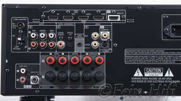 Zeigt die Rückseite von Denon AVR-1312 HDMI 5