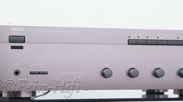 Zeigt die Detailansicht-Links von Yamaha AX-380 S