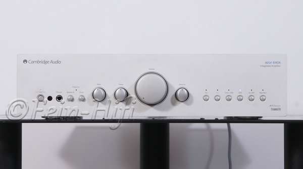 Cambridge AZUR 640A V2 Verstärker silber