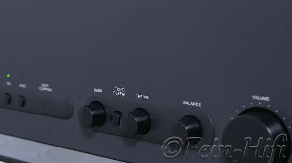 Zeigt die Detailansicht-Rechts von NAD C 340 HiFi Stereo Verstärker