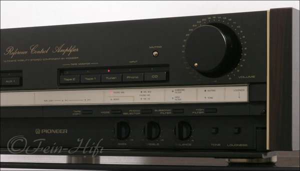 Pioneer C-90 High-End Stereo Vorverstärker