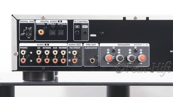 Zeigt die Rückseite von Denon PMA-600NE S