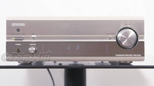 Zeigt die Frontansicht von Denon PMA-201SA S