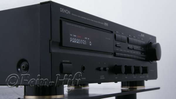 Zeigt die Detailansicht-Rechts von Denon DRA-545 S