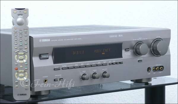 Zeigt die Seitenansicht-Links von Yamaha DSP-A595 D