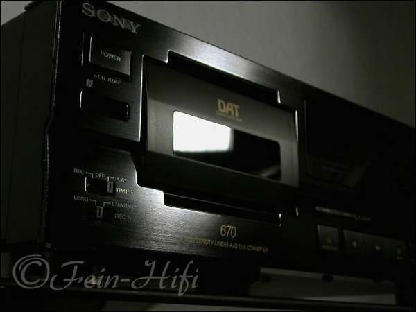 Sony DTC-670 DAT-Recorder