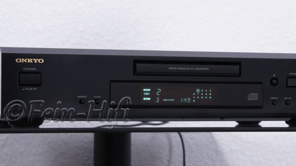 Onkyo DX-7333 CD-Player