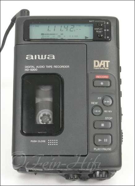 AIWA HD-S200 Portabler DAT-Recorder