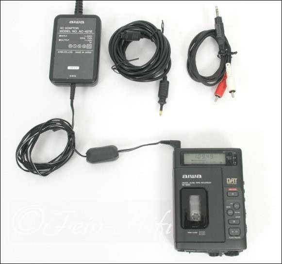 AIWA HD-S200 Portabler DAT-Recorder