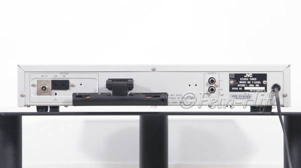 JVC T-X200L UKW/MW Tuner silber