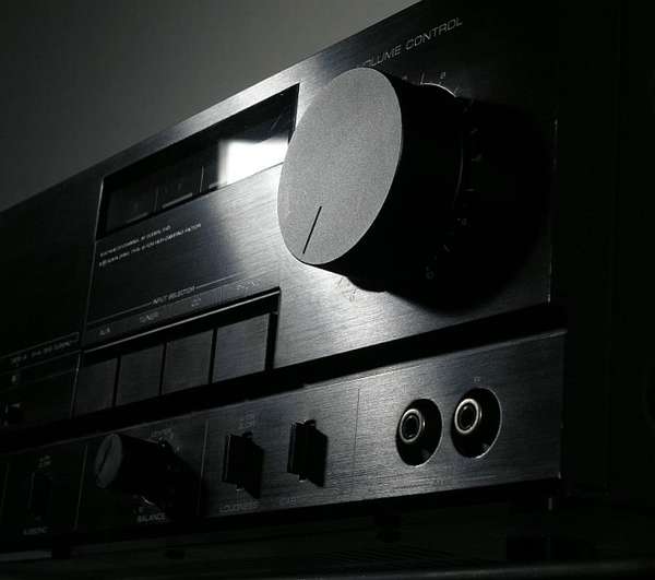 Zeigt die Extraansicht von Kenwood KA-660 H