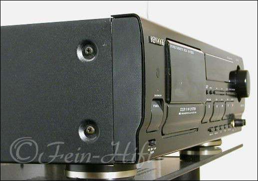 Zeigt die Frontansicht von Kenwood KX-7050 3-K