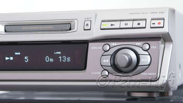 Zeigt die Detailansicht-Rechts von Sony MDS-S40 M