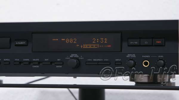 Yamaha MDX-596 MiniDisc Recorder