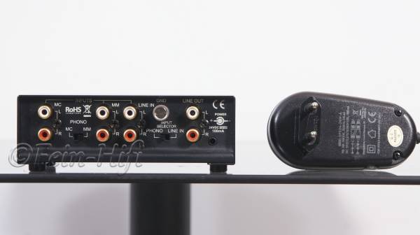 Zeigt die Detailansicht-Links von NAD PP3 P