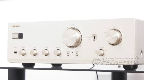 Onkyo A-9511 Stereo Verstärker champagner