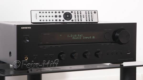Zeigt die Seitenansicht-Links von Onkyo TX-8150 N