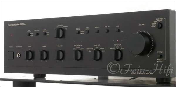 Zeigt die Detailansicht-Rechts von Harman Kardon PM-655 High-End Verstärker