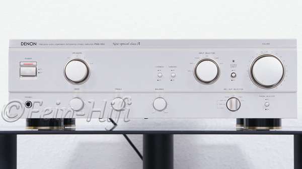 Zeigt die Frontansicht von Denon PMA-560