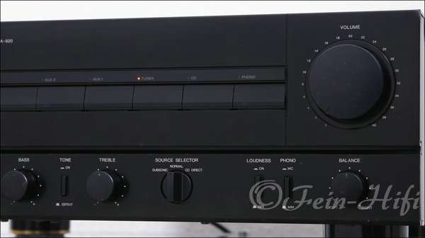 Zeigt die Detailansicht-Rechts von Denon PMA-920 S